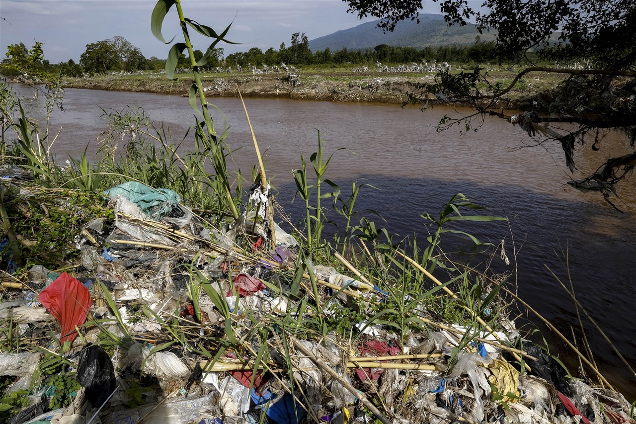 Polluted River Wash Project